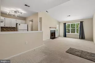 7822 Harrowgate Cir, Springfield, VA 22152 - Photo 7