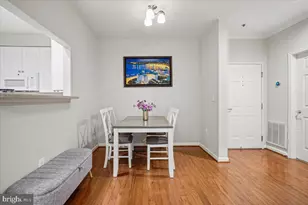1851 Stratford Park Pl, Reston, VA 20190 - Photo 3
