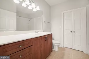 12956 Centre Park Cir, Herndon, VA 20171 - Photo 21