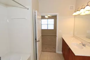 12956 Centre Park Cir, Herndon, VA 20171 - Photo 5