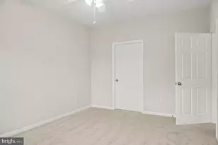 12956 Centre Park Cir, Herndon, VA 20171 - Photo 19