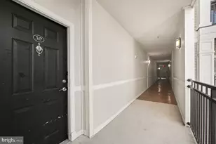 12956 Centre Park Cir, Herndon, VA 20171 - Photo 5