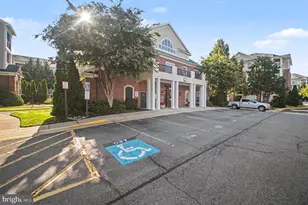 12956 Centre Park Cir, Herndon, VA 20171 - Photo 3