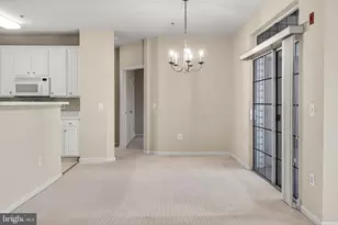 11575 Cavalier Landing Ct, Fairfax, VA 22030 - Photo 17