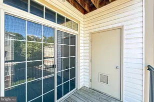 11575 Cavalier Landing Ct, Fairfax, VA 22030 - Photo 37