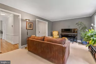 11103 Burywood Ln, Reston, VA 20194 - Photo 9