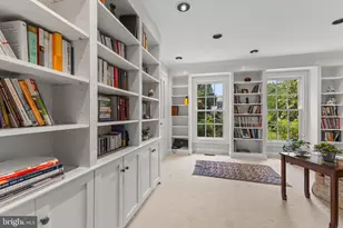 11103 Burywood Ln, Reston, VA 20194 - Photo 7
