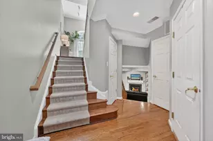 12003 Mill Rock Dr, Fairfax, VA 22030 - Photo 9