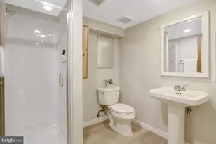 2106 Basset St, Alexandria, VA 22308 - Photo 33