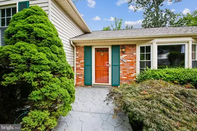 7871 Godolphin Drive, Springfield, VA 22153 - Photo 5