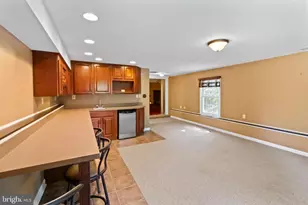 7871 Godolphin Dr, Springfield, VA 22153 - Photo 15