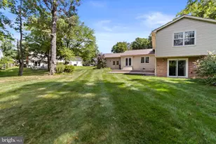 7871 Godolphin Dr, Springfield, VA 22153 - Photo 11