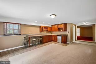 7871 Godolphin Dr, Springfield, VA 22153 - Photo 41