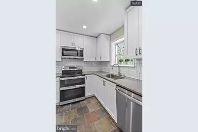 3906 Valley Ridge Drive, Fairfax, VA 22033 - Photo 11