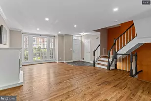 3906 Valley Ridge Dr, Fairfax, VA 22033 - Photo 7