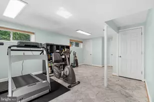 8304 Harland Dr, Springfield, VA 22152 - Photo 31