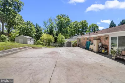 8304 Harland Drive, Springfield, VA 22152 - Photo 35