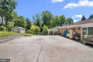 8304 Harland Dr, Springfield, VA 22152 - Photo 35