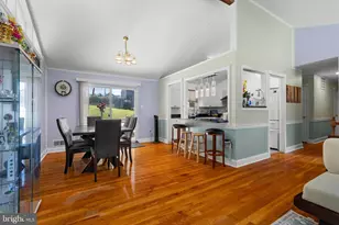 8304 Harland Dr, Springfield, VA 22152 - Photo 13