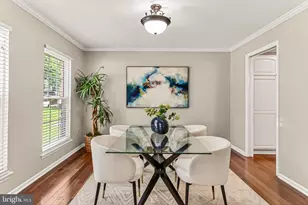 7608 Cervantes Ct, Springfield, VA 22153 - Photo 17
