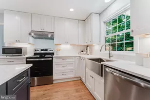 4704 Sandra Ln, Fairfax, VA 22030 - Photo 15