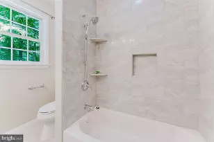 4704 Sandra Ln, Fairfax, VA 22030 - Photo 31