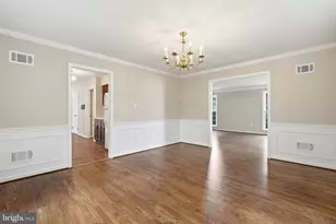 7619 Huntmaster Ln, McLean, VA 22102 - Photo 11