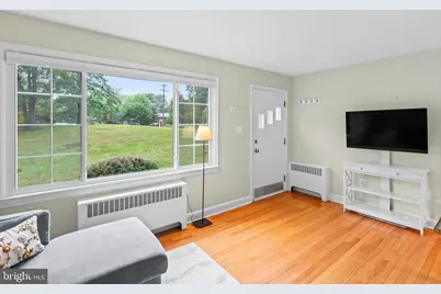 12131 Waples Mill Road, Oakton, VA 22124 - Photo 11