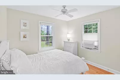 12131 Waples Mill Road, Oakton, VA 22124 - Photo 15