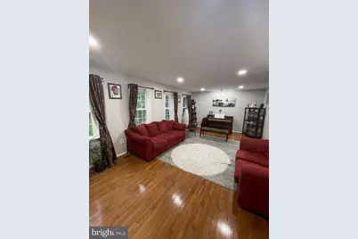 9025 Streamview Lane, Vienna, VA 22182 - Photo 9