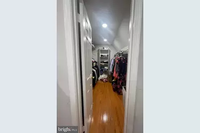 9025 Streamview Lane, Vienna, VA 22182 - Photo 33