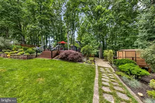 6456 Maplewood Dr, Falls Church, VA 22041 - Photo 51
