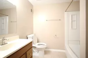 5935 Spruce Run Ct, Centreville, VA 20121 - Photo 15