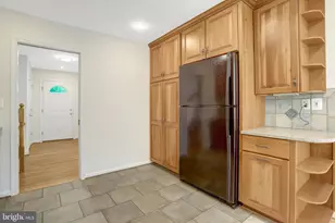 3236 Woodland Ln, Alexandria, VA 22309 - Photo 13