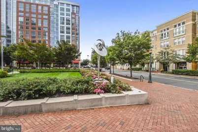 1804 Golf View Court, Reston, VA 20190 - Photo 23