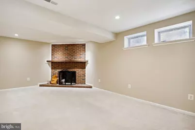 1804 Golf View Court, Reston, VA 20190 - Photo 17