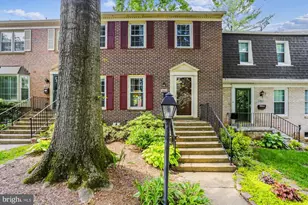1804 Golf View Ct, Reston, VA 20190 - Photo 1
