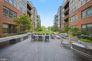 1761 Old Meadow Rd, McLean, VA 22102 - Photo 23