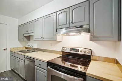 5900 Prince George Drive #337, Springfield, VA 22152 - Photo 7