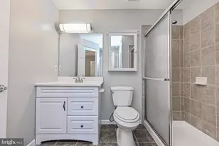 5601 Willoughby Newton Dr, Centreville, VA 20120 - Photo 25