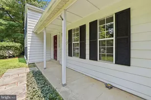 3103 Honda Rd, Oakton, VA 22124 - Photo 5