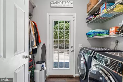 7004 Green Spring Lane, Alexandria, VA 22306 - Photo 37