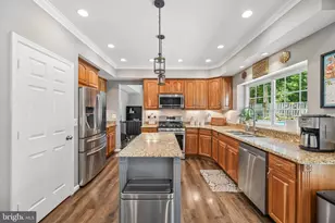 7004 Green Spring Ln, Alexandria, VA 22306 - Photo 19