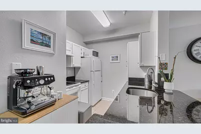 1530 Spring Gate Drive #9113, McLean, VA 22102 - Photo 5