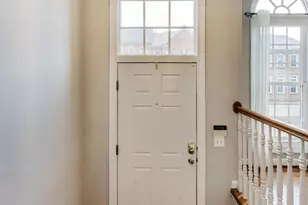 8026 Kidwell Town Ct, Vienna, VA 22182 - Photo 5