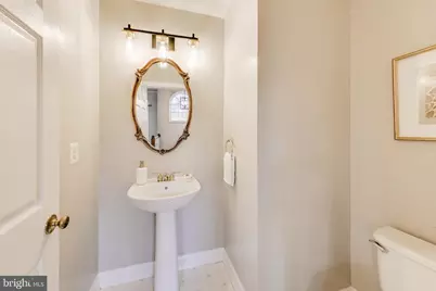 8026 Kidwell Town Court, Vienna, VA 22182 - Photo 17
