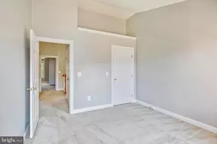 8026 Kidwell Town Ct, Vienna, VA 22182 - Photo 25