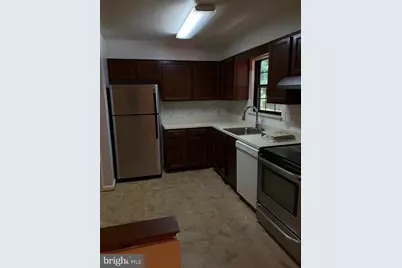 5904 Roberts Common Court, Burke, VA 22015 - Photo 17