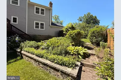 6924 Stoneybrooke Lane, Alexandria, VA 22306 - Photo 3