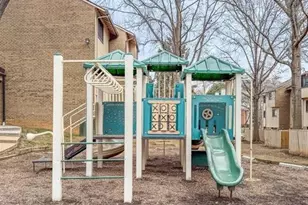 2507 Glengyle Dr, Vienna, VA 22181 - Photo 31